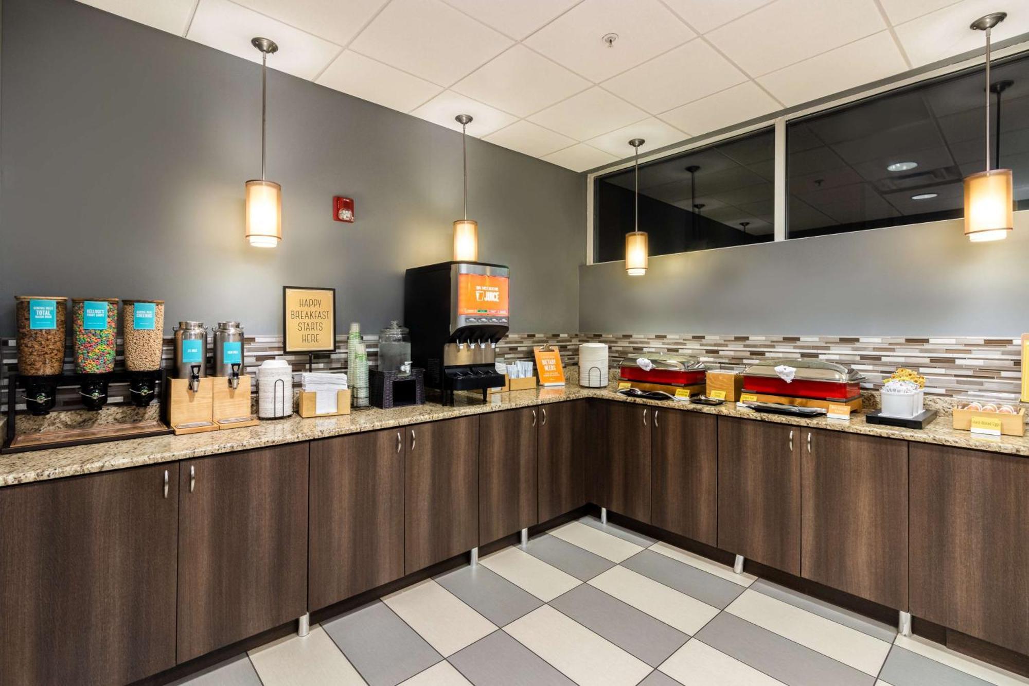 Hampton Inn Daytona Shores-Oceanfront Дейтона-Бич-Шорс Экстерьер фото